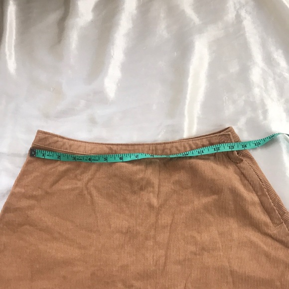Corduroy beige skirt - Picture 5 of 5